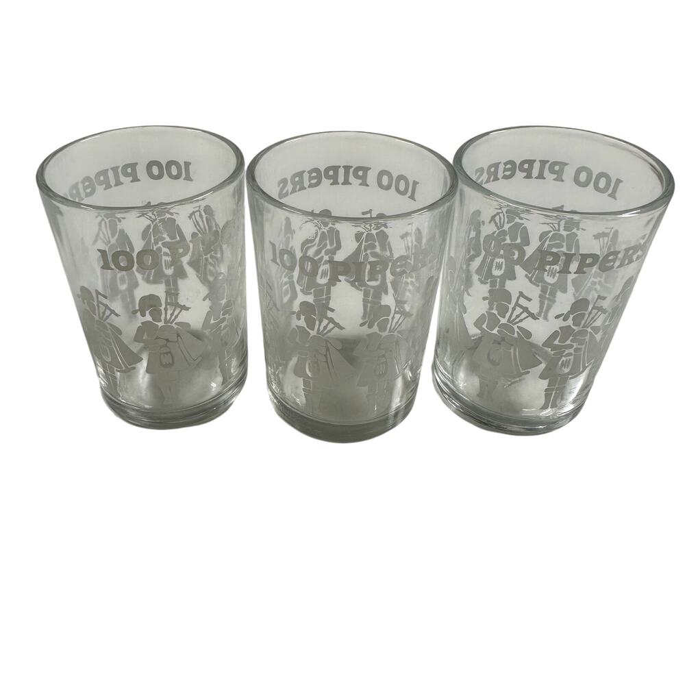 Vintage Seagram's 100 Pipers Scotch Whiskey Shot Glasses Set of 3 Good Condition